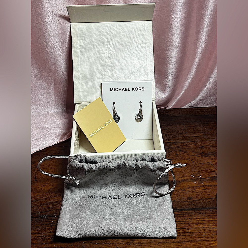 Michael Kors NEW teardrop earrings